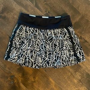 Lululemon Pace Rival skirt sz:2